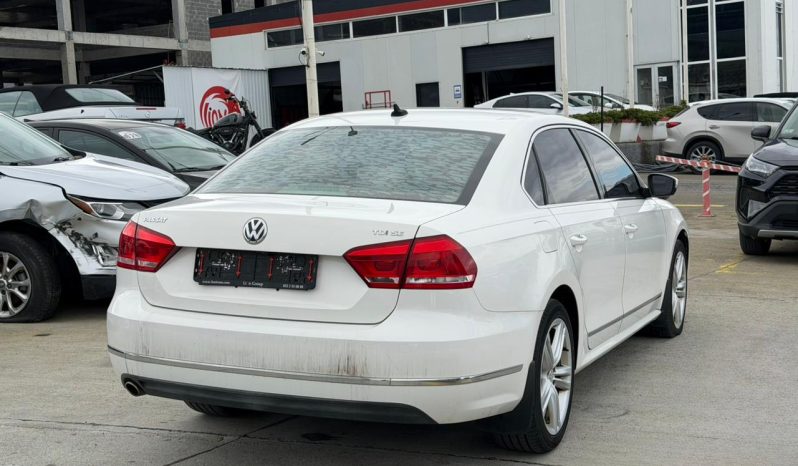 
								VOLKSWAGEN PASSAT full									