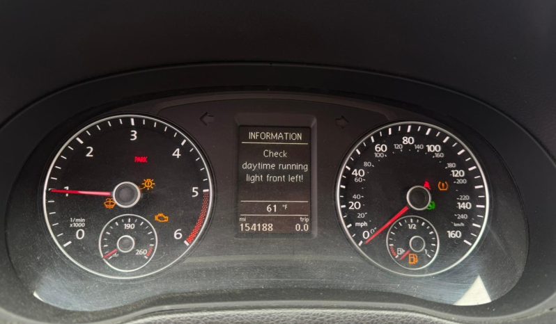 
								VOLKSWAGEN PASSAT full									