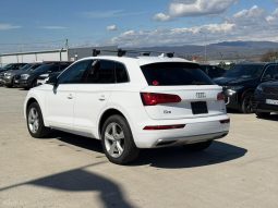
										Audi Q5 full									