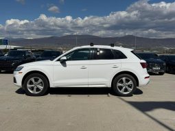 
										Audi Q5 full									