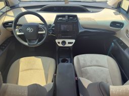 
										Toyota Prius full									