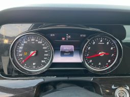 
										MERCEDES E300 full									