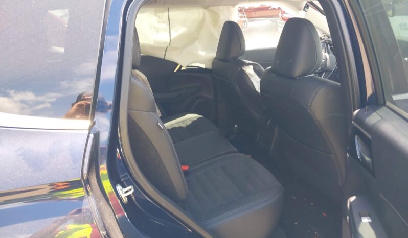
								MITSUBISHI OUTLANDER full									