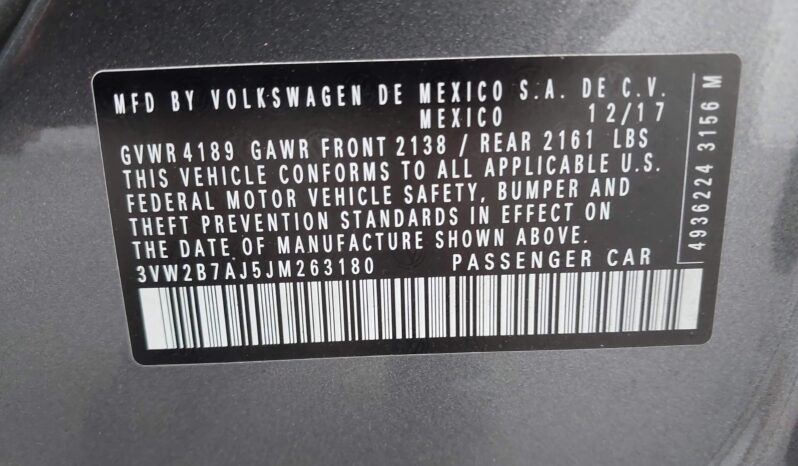 
								VOLKSWAGEN JETTA full									
