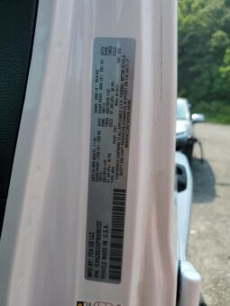
										JEEP WRANGLER SAHARA full									