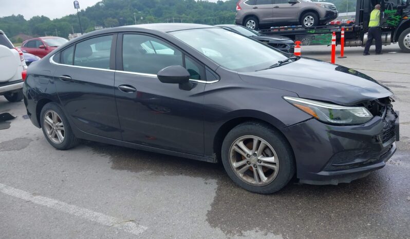 
								Chevrolet Cruze full									