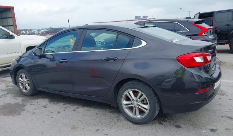 
								Chevrolet Cruze full									