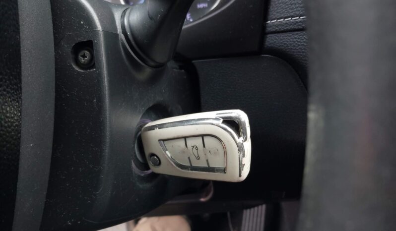
								TOYOTA RAV-4 full									