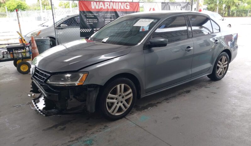 
								VOLKSWAGEN JETTA full									