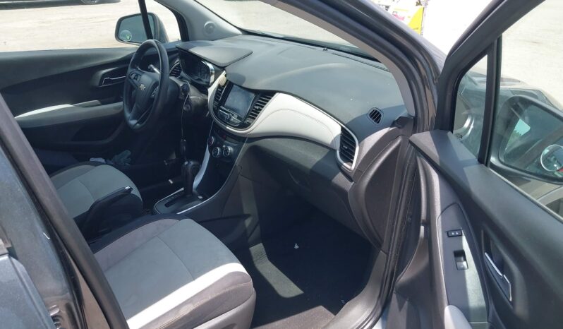 
								Chevrolet Trax full									