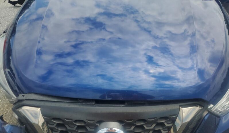 
								NISSAN KICKS SV full									