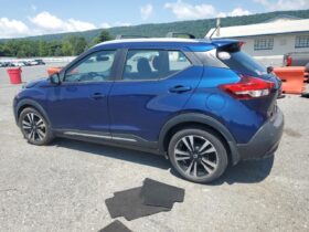 NISSAN KICKS SV