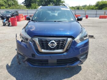 NISSAN KICKS SV