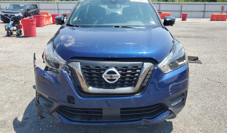 
								NISSAN KICKS SV full									