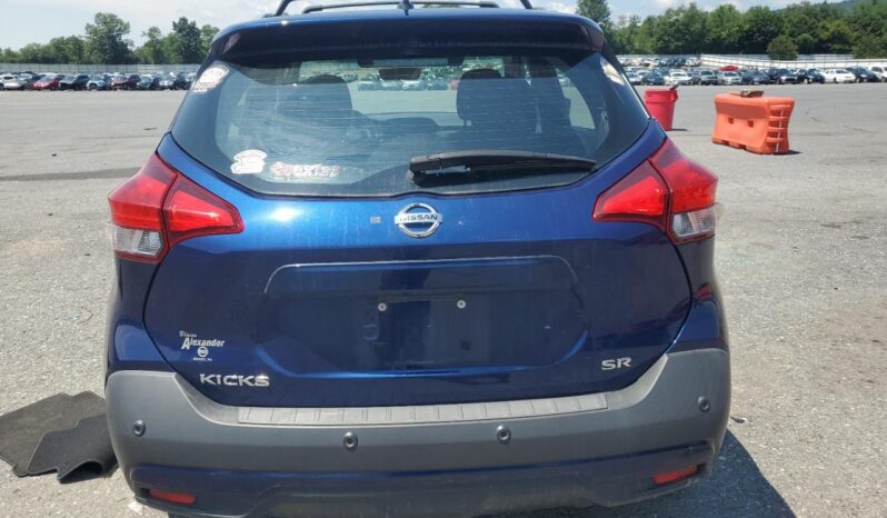 
								NISSAN KICKS SV full									