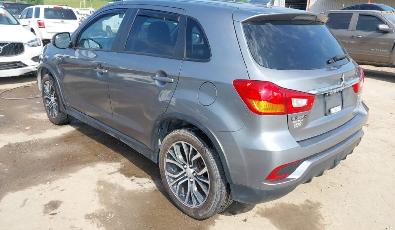 
								MITSUBISHI OUTLANDER full									