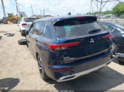 
										MITSUBISHI OUTLANDER full									