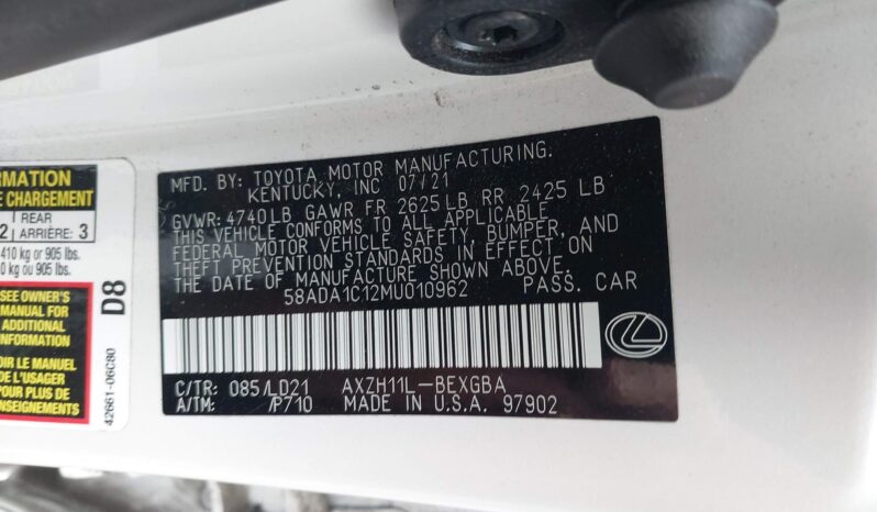 
								Lexus ES 300H full									