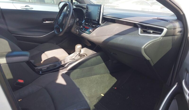 
								Toyota Corolla full									