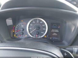 
										Toyota Corolla full									