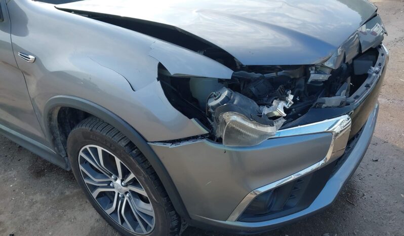 
								MITSUBISHI OUTLANDER full									