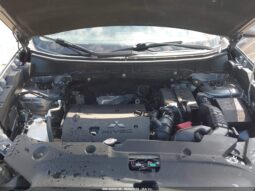 
										MITSUBISHI OUTLANDER full									