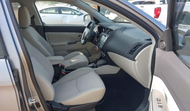 
								MITSUBISHI OUTLANDER full									