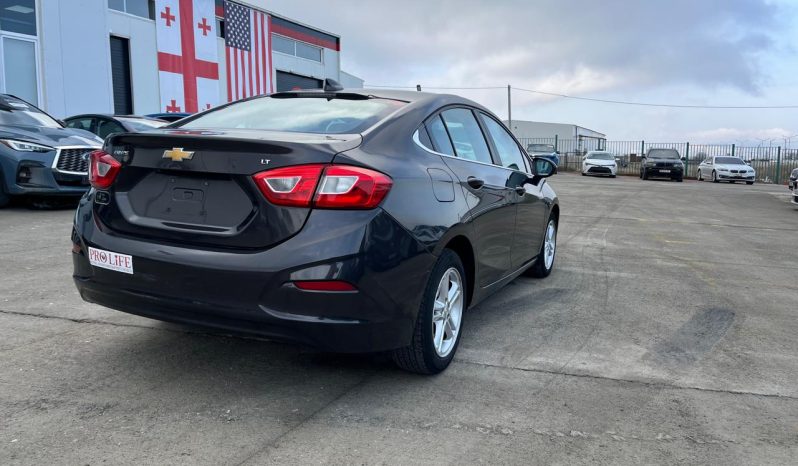 
								Chevrolet Cruze full									