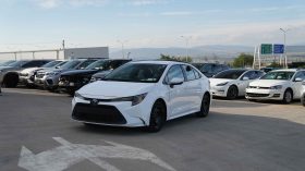 TOYOTA CORROLA