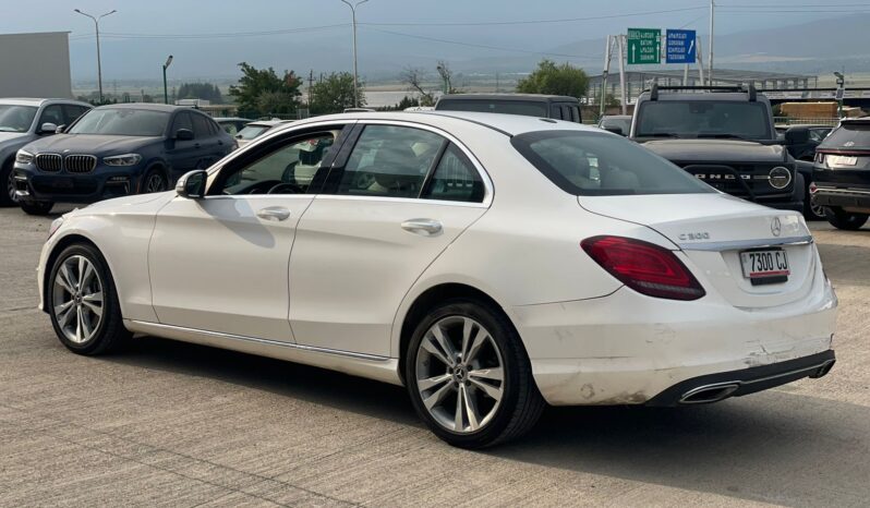 
								mercedes-benz c 300 full									