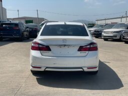 
										HONDA ACCORD HYBRID 2016 full									