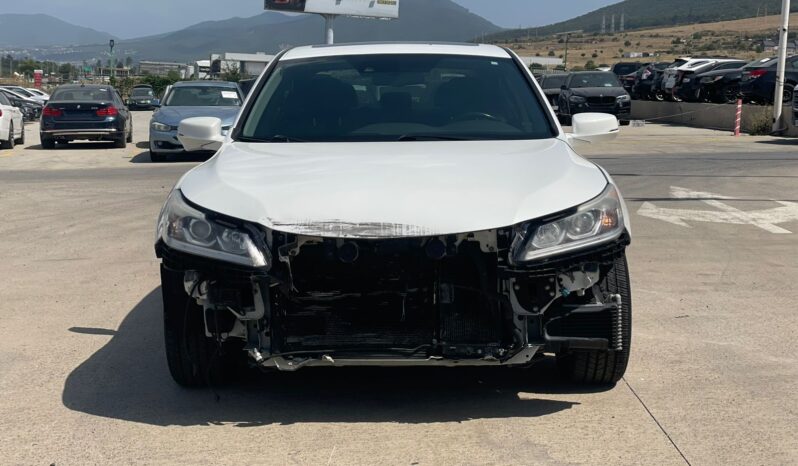 
								HONDA ACCORD HYBRID 2016 full									