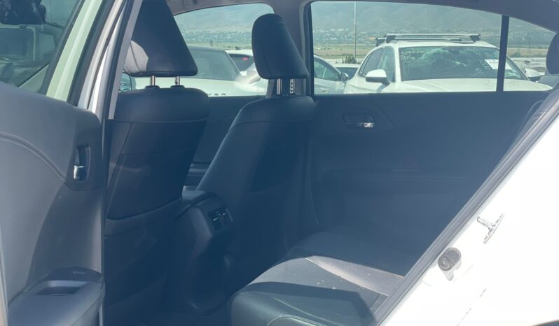 
								HONDA ACCORD HYBRID 2016 full									