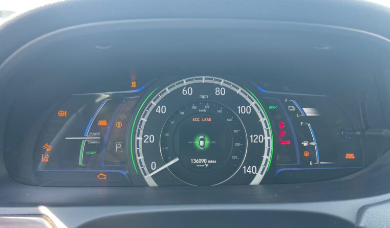 
								HONDA ACCORD HYBRID 2016 full									