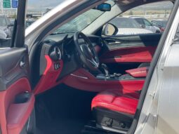 
										ALFA ROMEO STELVIO 2017 full									