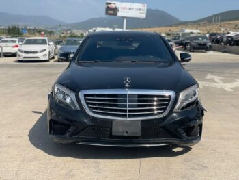 MERCEDES-BENZ S550
