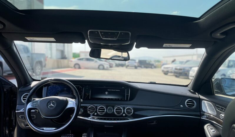 
								MERCEDES-BENZ S550 full									