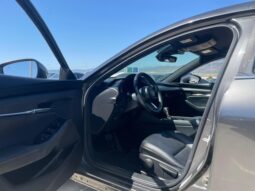 
										MAZDA3 full									