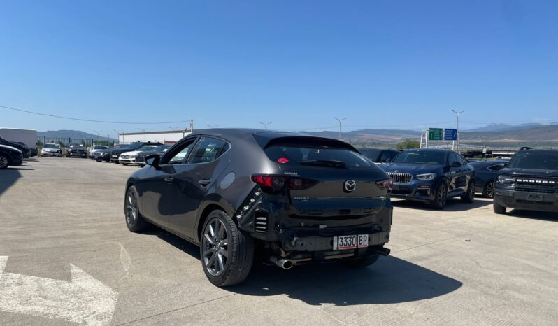 
								MAZDA3 full									