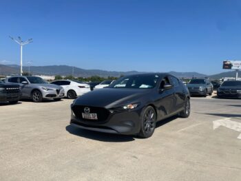 MAZDA3