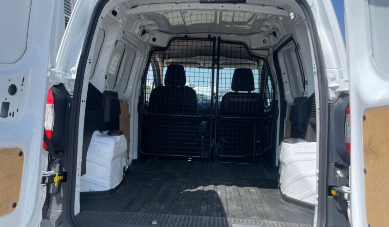 
								FORD TRANSIT COURIER full									