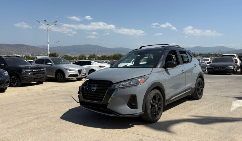 
								NISSAN KICKS full									