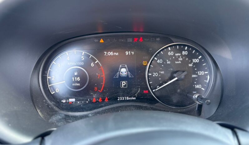 
								NISSAN KICKS full									