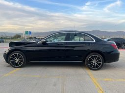 
										Mercedes-Benz C-Class full									