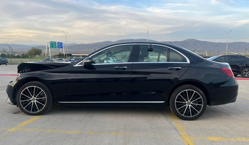 
								Mercedes-Benz C-Class full									