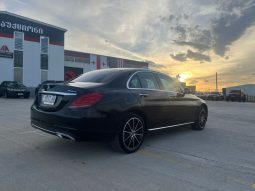 
										Mercedes-Benz C-Class full									