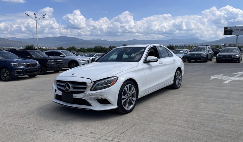 
								MERCEDES BENZ C 300 full									