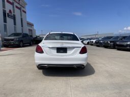 
										MERCEDES BENZ C 300 full									