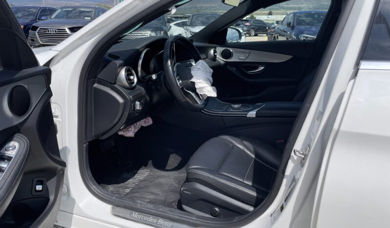 
								MERCEDES BENZ C 300 full									
