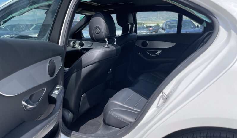 
								MERCEDES BENZ C 300 full									